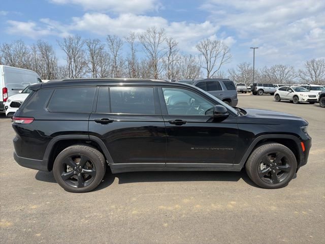Used 2023 Jeep Grand Cherokee L Altitude image 5