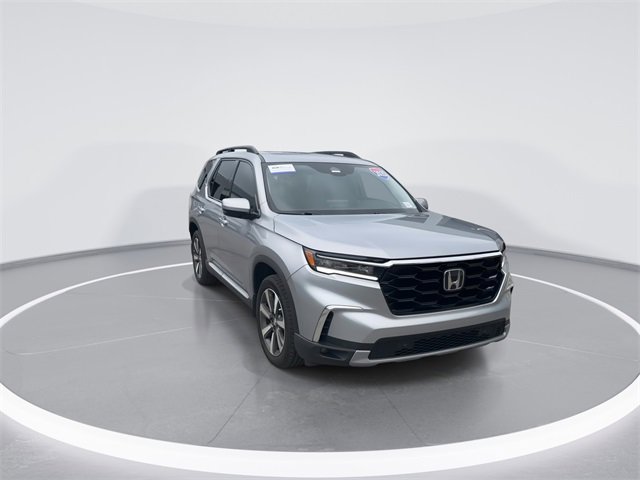 Used 2025 Honda Pilot Touring