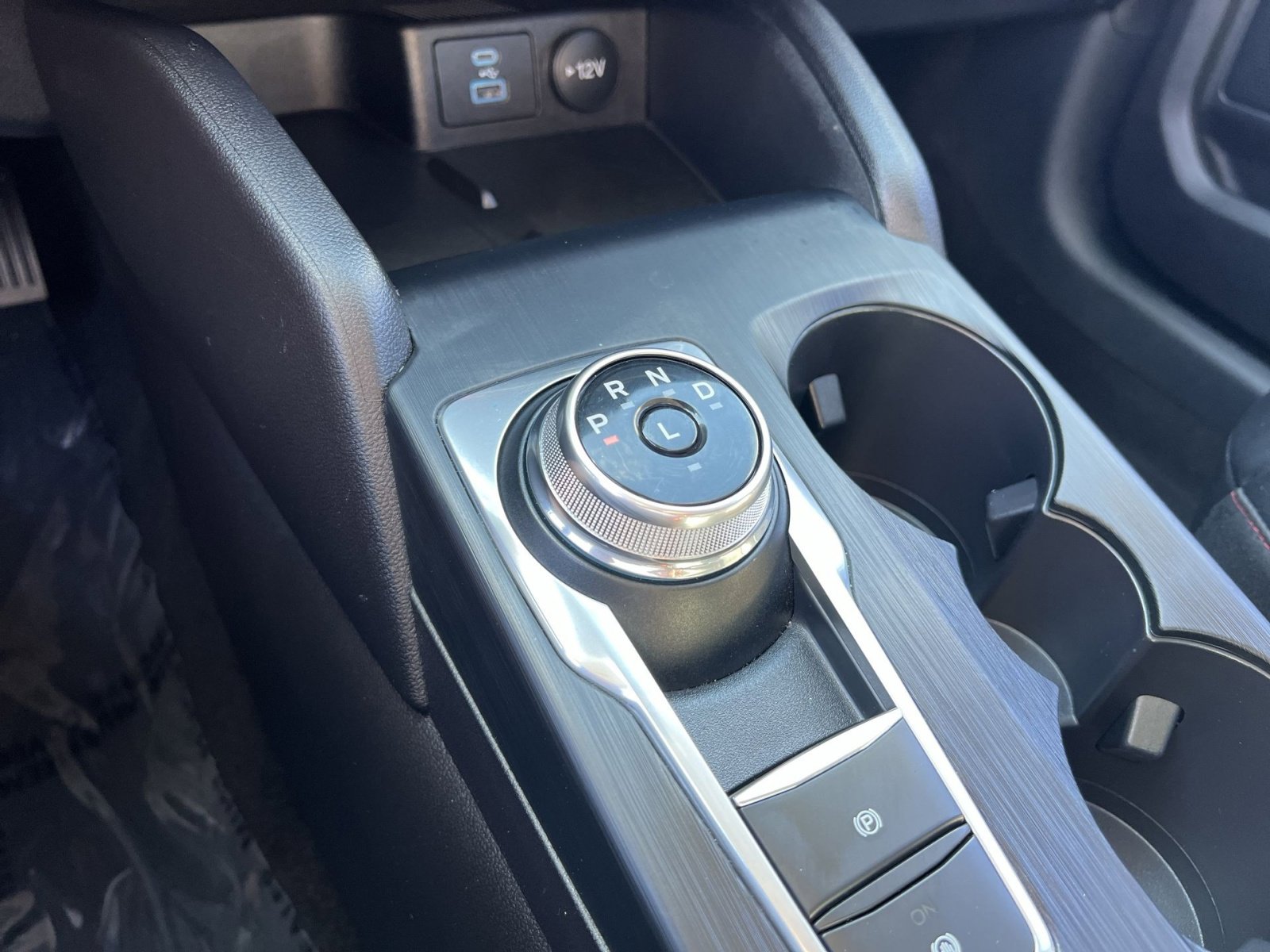 Certified 2022 Ford Escape SEL w/ SEL Stealth AWD Package image 22