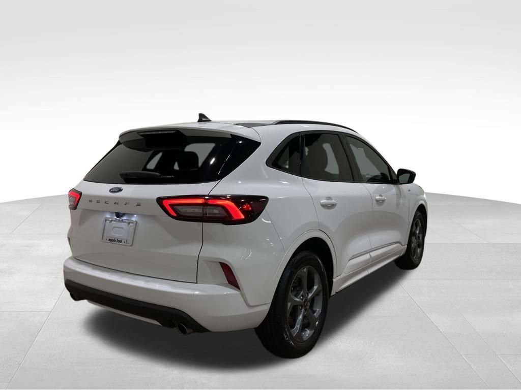 Certified 2023 Ford Escape ST-Line image 4