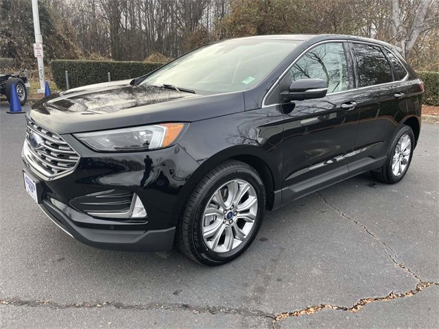 Certified 2022 Ford Edge Titanium image 3