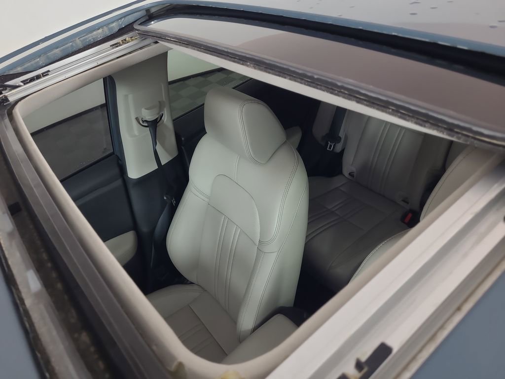Used 2024 Honda HR-V EX-L image 9