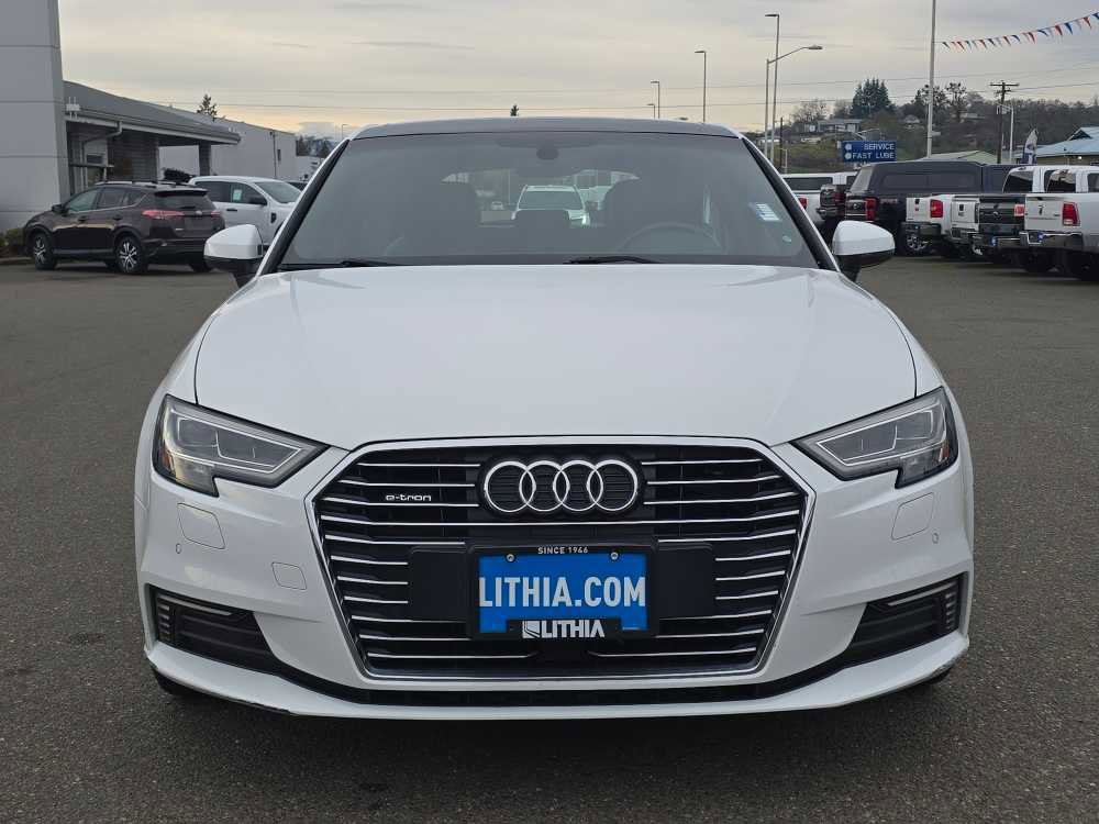 Used 2017 Audi A3 e-tron Premium Plus w/ Technology Package image 9