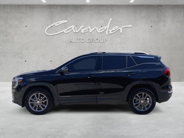 Used 2024 GMC Terrain SLT AWD/4WD image 14
