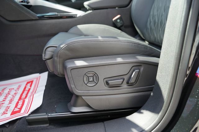 Used 2025 Audi SQ5 Premium Plus AWD/4WD image 12