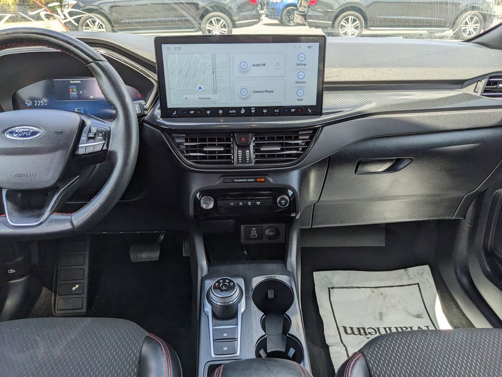 Certified 2025 Ford Escape ST-Line Elite AWD/4WD image 18