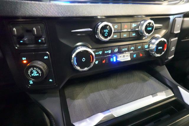 Certified 2025 Ford F350 Platinum w/ Tremor Off-Road Package AWD/4WD image 16