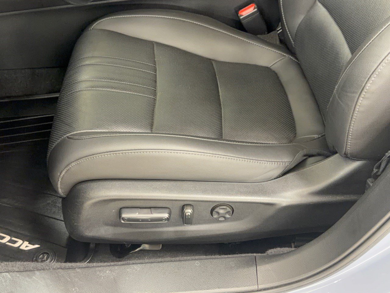 Used 2022 Honda Accord Sport Special Edition image 16
