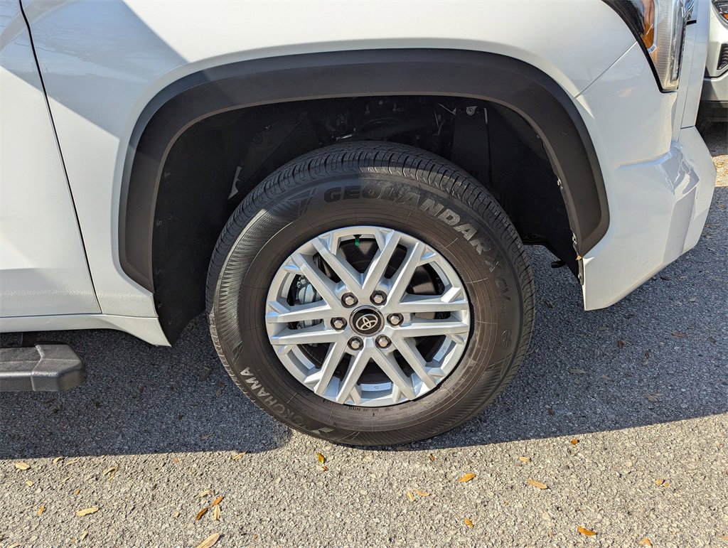 Used 2025 Toyota Tundra SR5 w/ SR5 Premium Package image 31