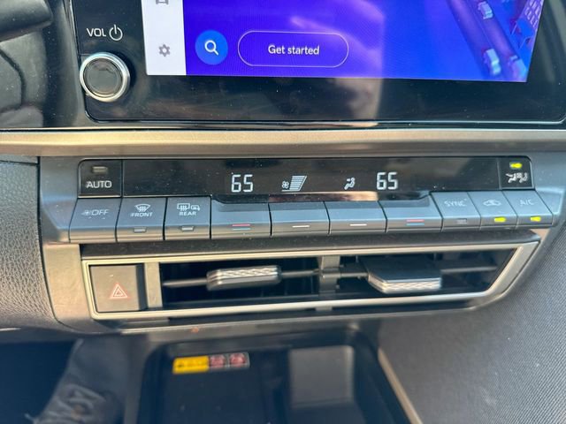 Used 2025 Toyota Camry LE image 20