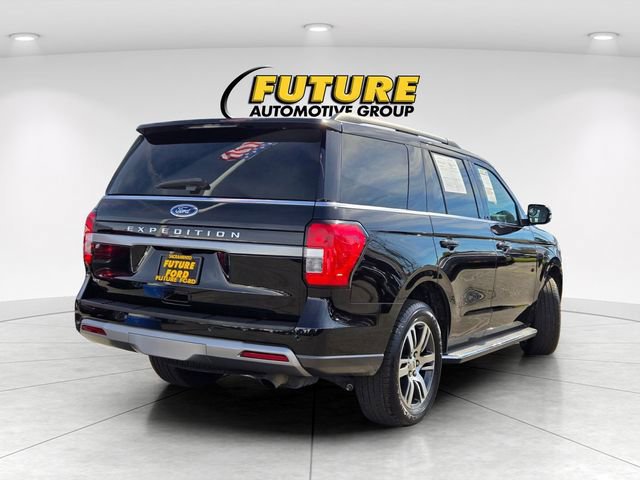 Certified 2022 Ford Expedition XLT image 3