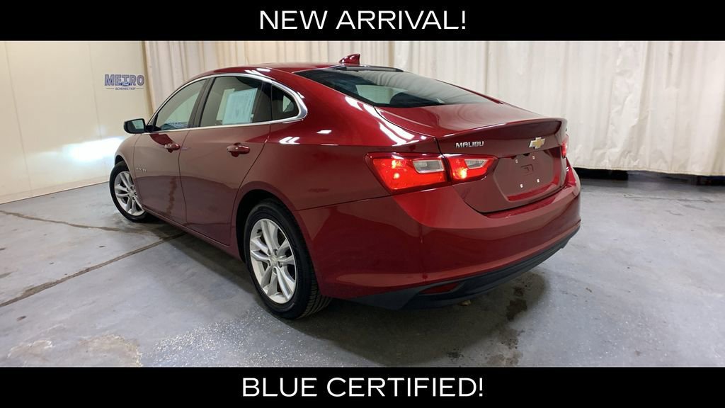 Used 2017 Chevrolet Malibu LT image 4