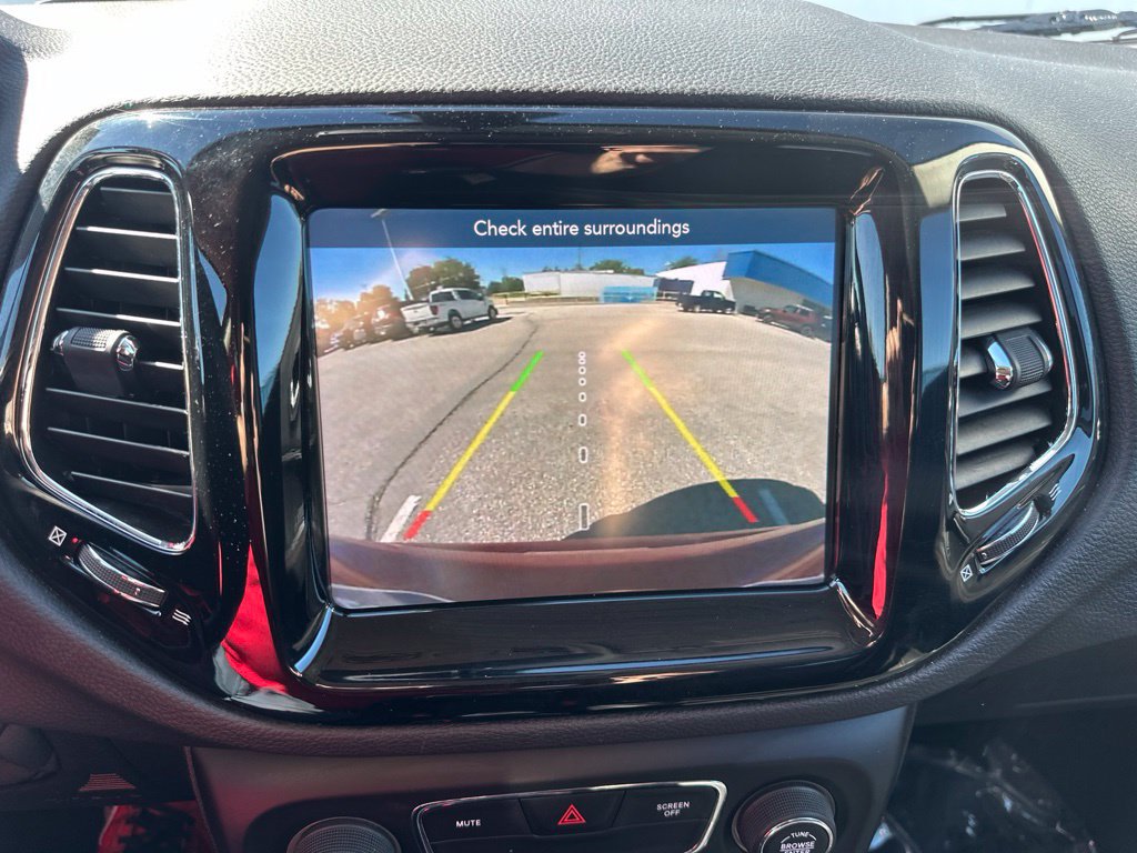 Used 2019 Jeep Compass Limited AWD/4WD image 49