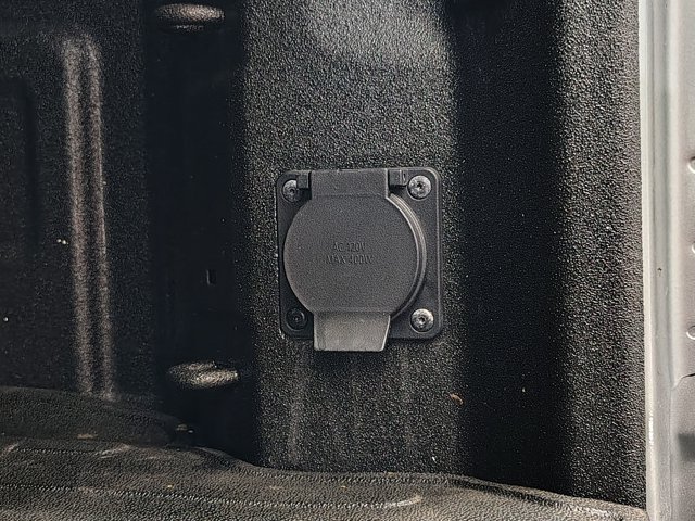 Used 2026 Chevrolet Silverado 1500 High Country AWD/4WD image 22
