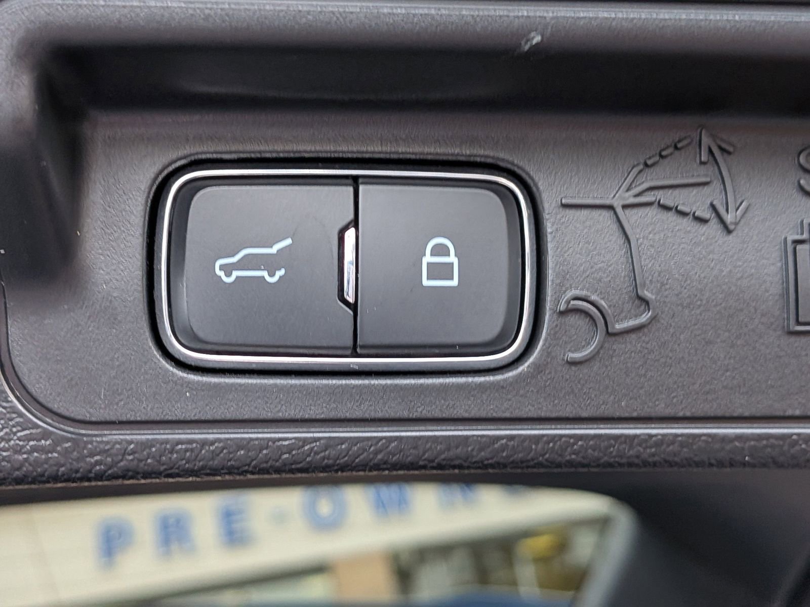 Certified 2024 Ford Explorer ST-Line w/ Class IV Trailer Tow Package image 15