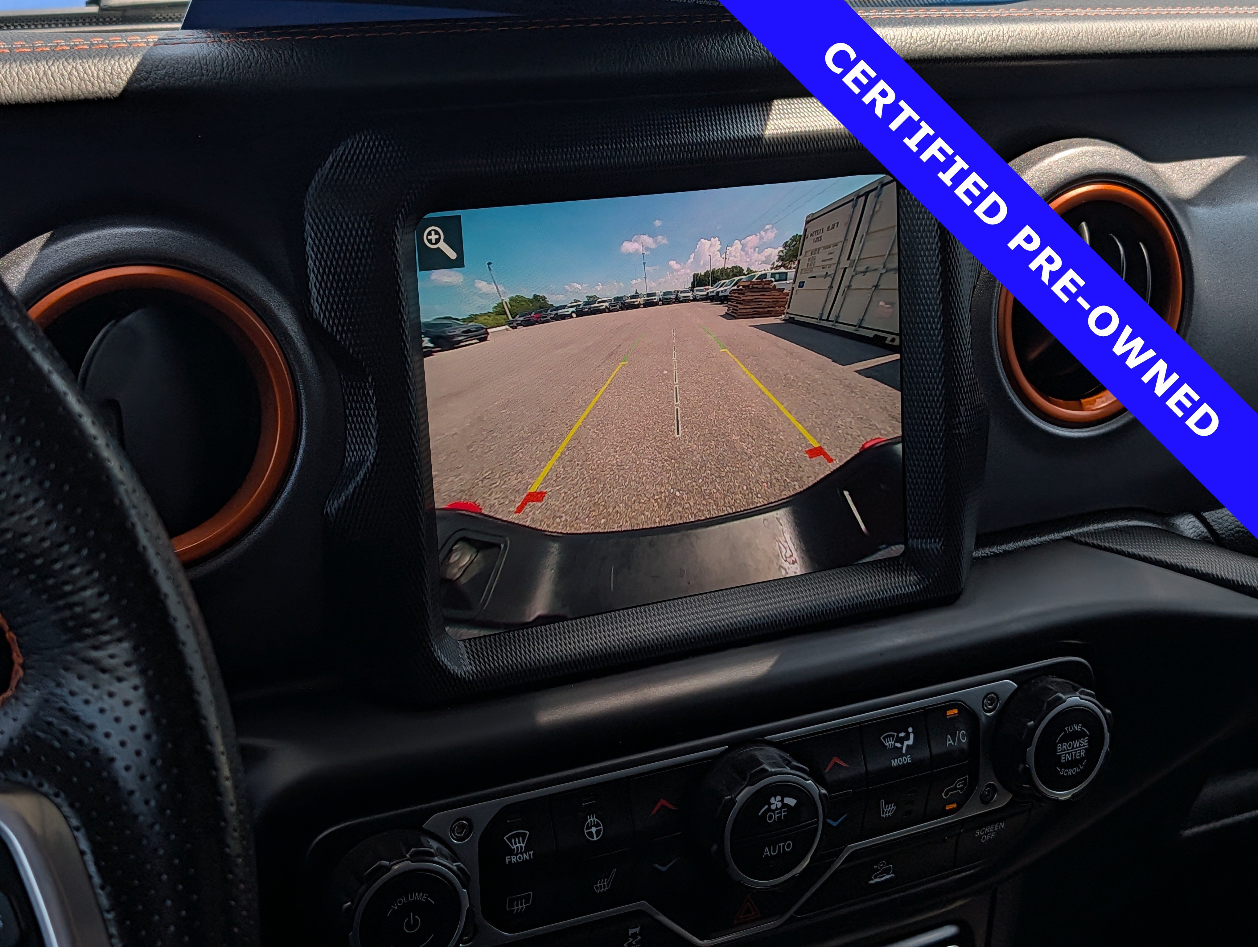 Used 2023 Jeep Gladiator Mojave w/ Cold Weather Group AWD/4WD image 30