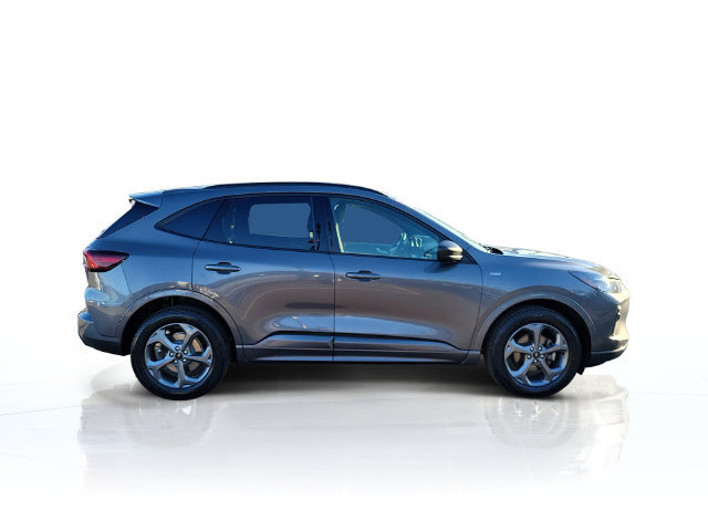 Certified 2023 Ford Escape ST-Line w/ Tech Pack #1 AWD/4WD image 8