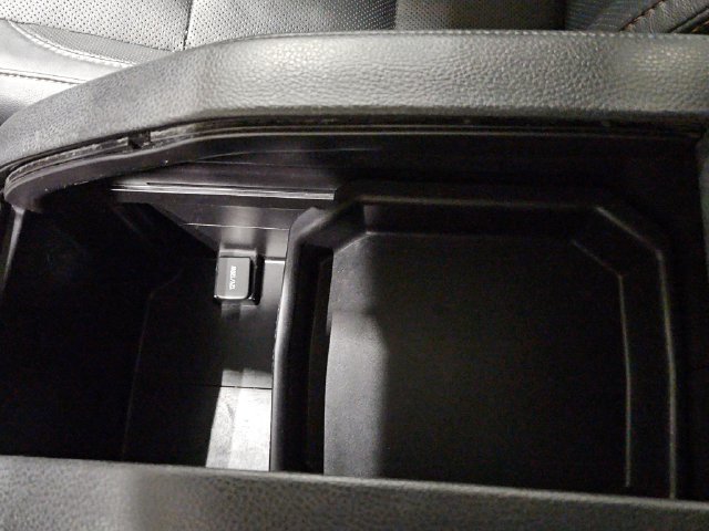 Used 2019 Toyota Highlander Limited AWD/4WD image 32