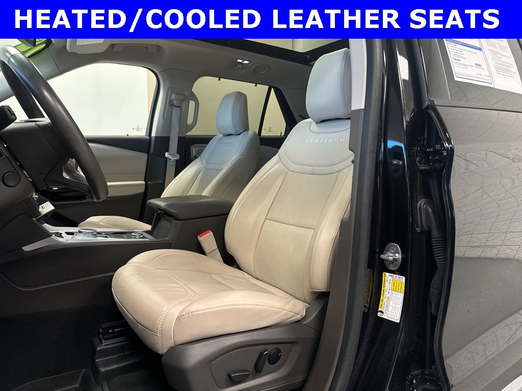 Certified 2024 Ford Explorer Platinum w/ Technology Package image 7