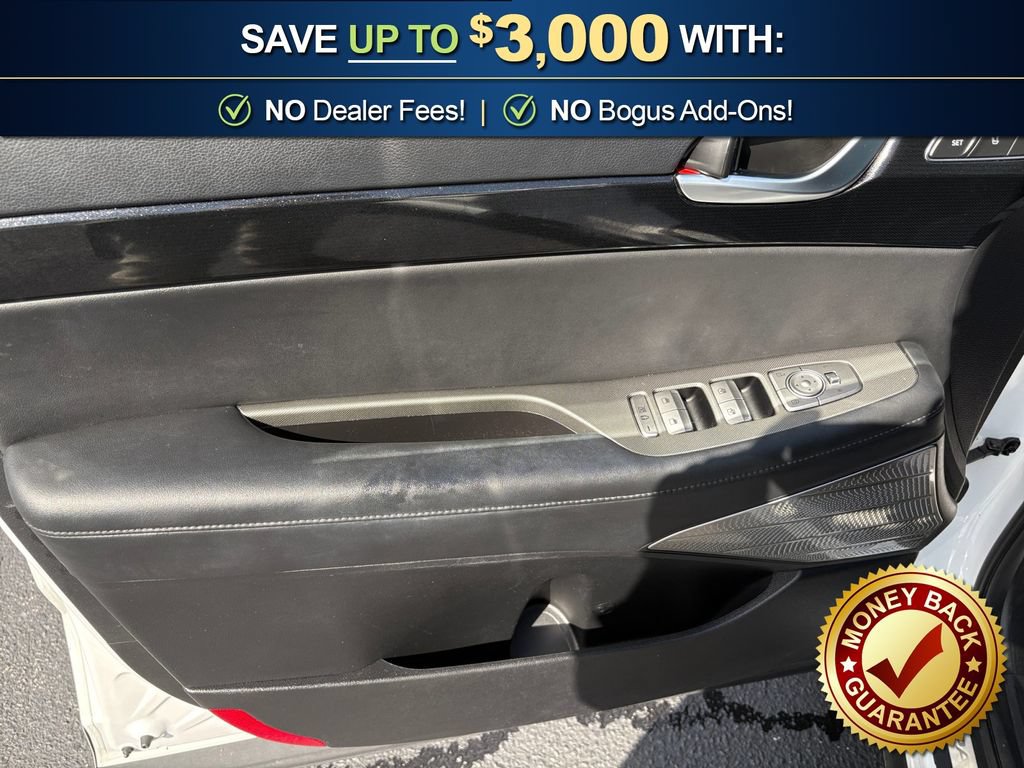 Used 2022 Hyundai Palisade Limited w/ Cargo Package FWD image 16