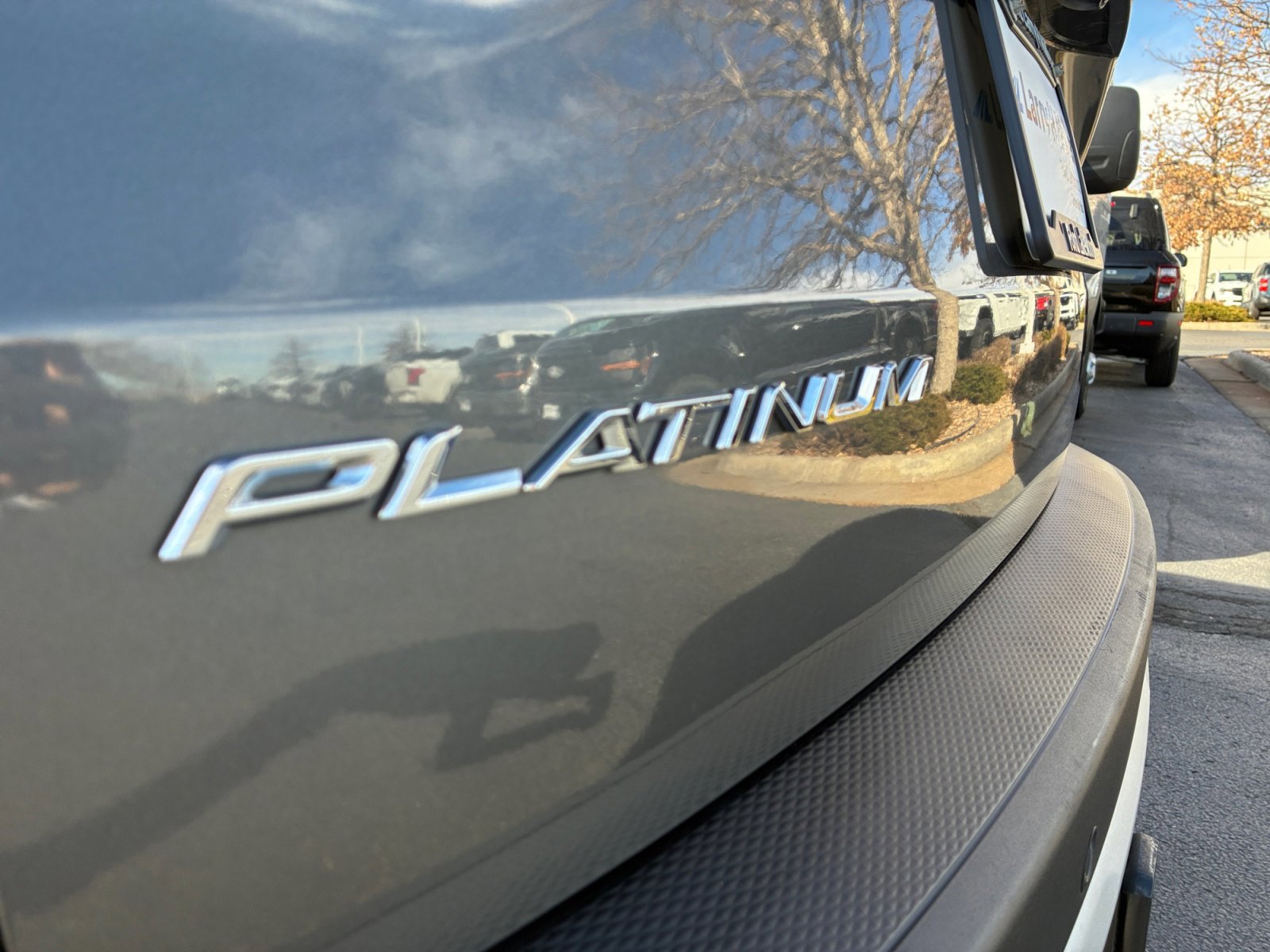 Certified 2023 Ford Escape Platinum w/ Premium Technology Package image 23