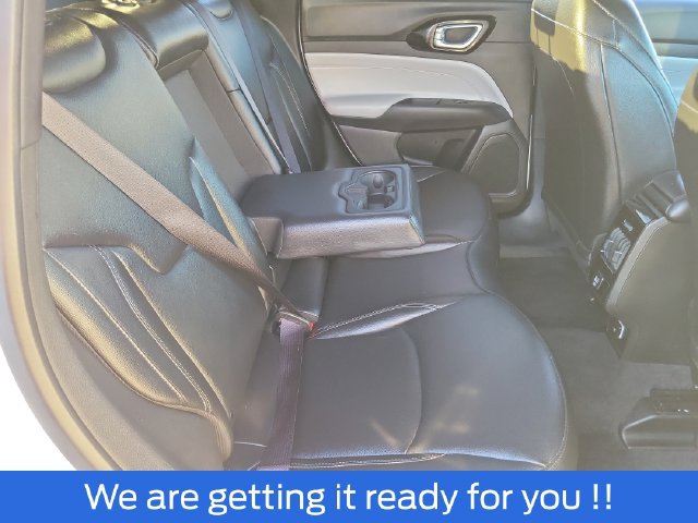 Used 2025 Jeep Compass Limited AWD/4WD image 21