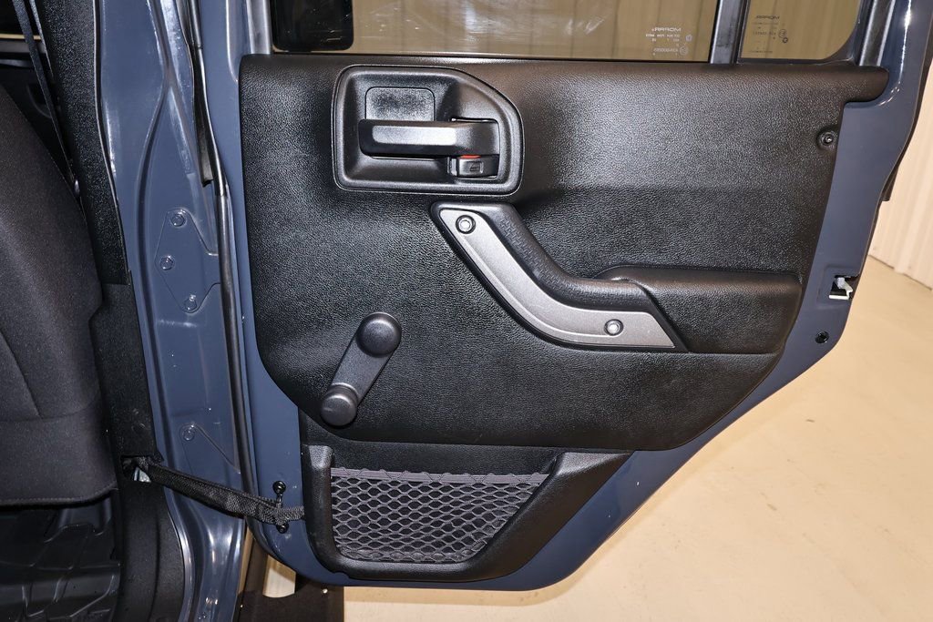 Used 2018 Jeep Wrangler Unlimited Sport image 15