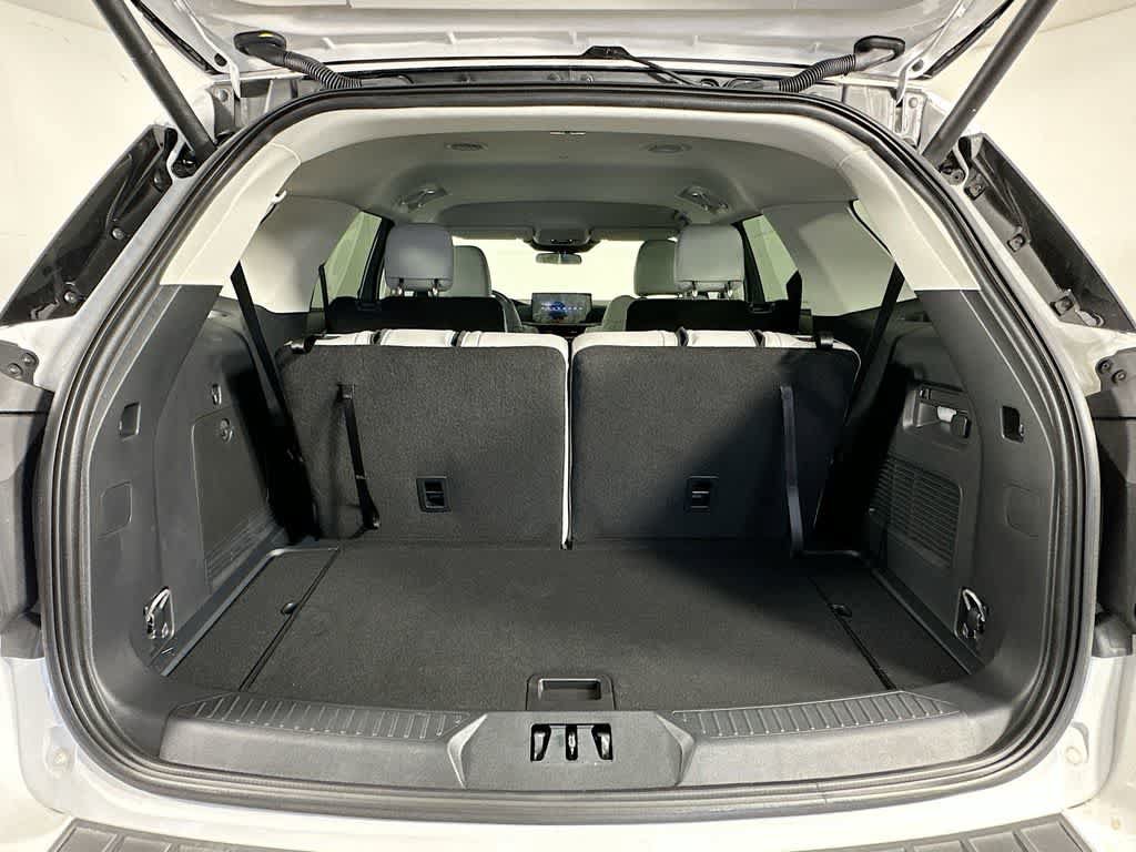 Certified 2025 Ford Explorer Active w/ Active Comfort Package RWD image 20