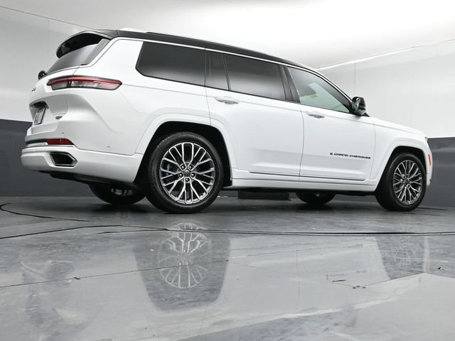Used 2023 Jeep Grand Cherokee L Summit AWD/4WD image 44