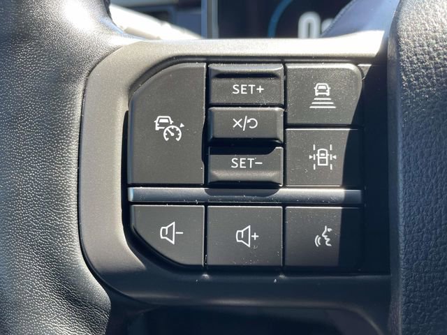 Certified 2022 Ford F150 Lariat w/ Equipment Group 502A High image 22