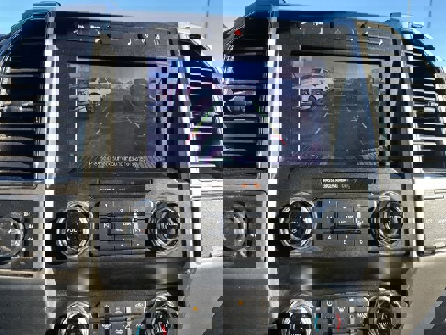 Certified 2020 Ford F150 Lariat w/ Equipment Group 502A Luxury image 22