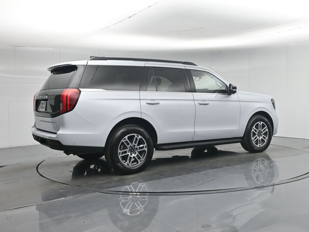 Certified 2025 Ford Expedition Active RWD image 29