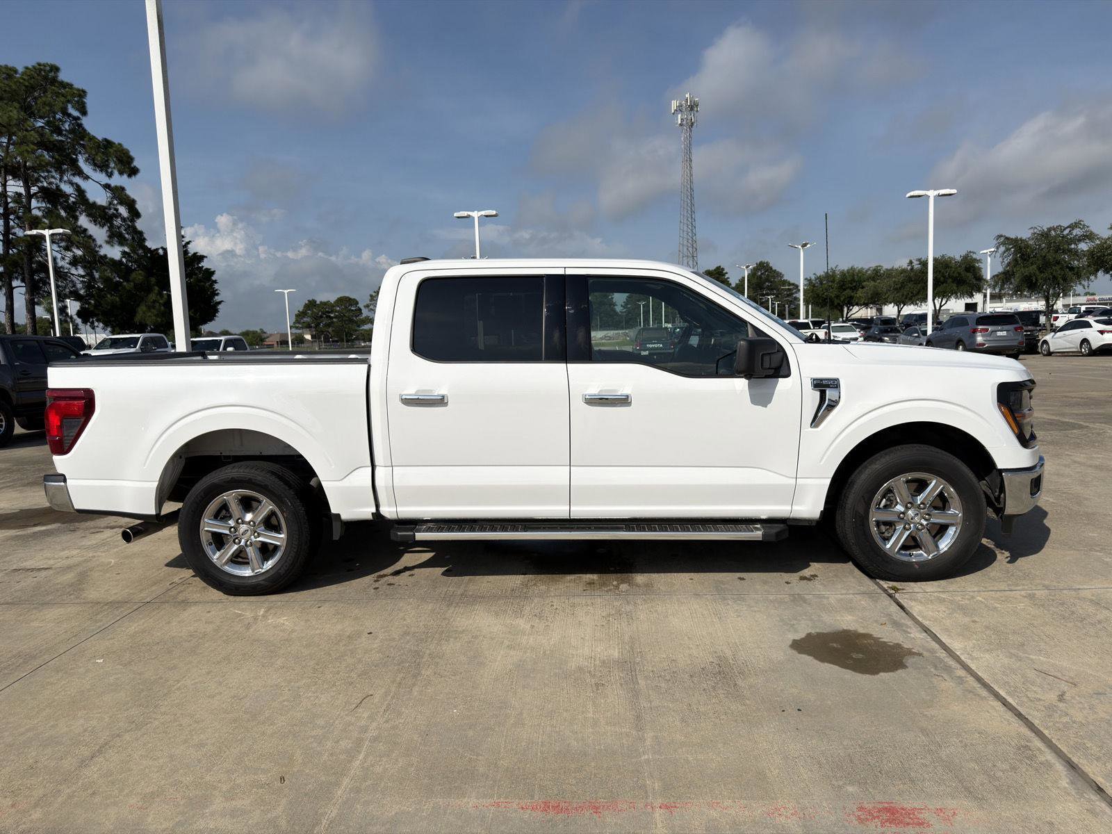 Certified 2024 Ford F150 XLT w/ Mobile Office Package RWD image 3