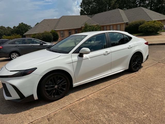 Used 2025 Toyota Camry Hybrid