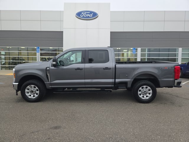 Certified 2024 Ford F250 XLT image 2