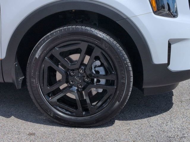 Used 2025 Kia Telluride SX X-Line image 11