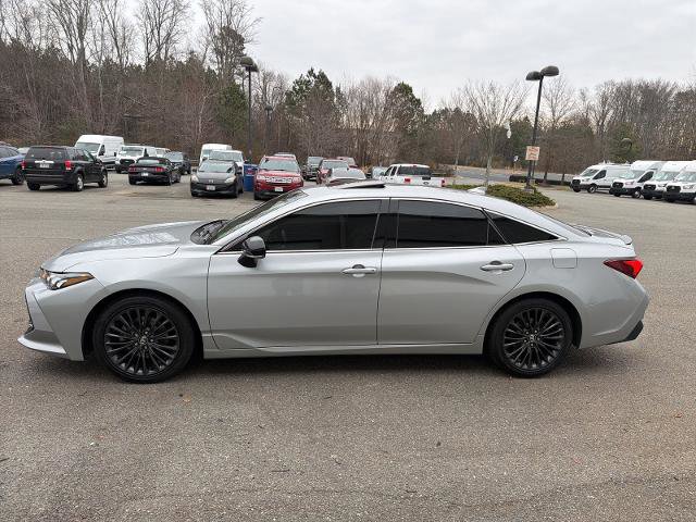 Used 2020 Toyota Avalon XSE w/ All Weather Liner Package image 2