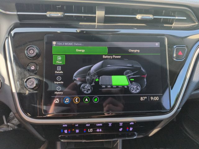 Used 2022 Chevrolet Bolt EUV Premier w/ Sun & Sound Package FWD image 39