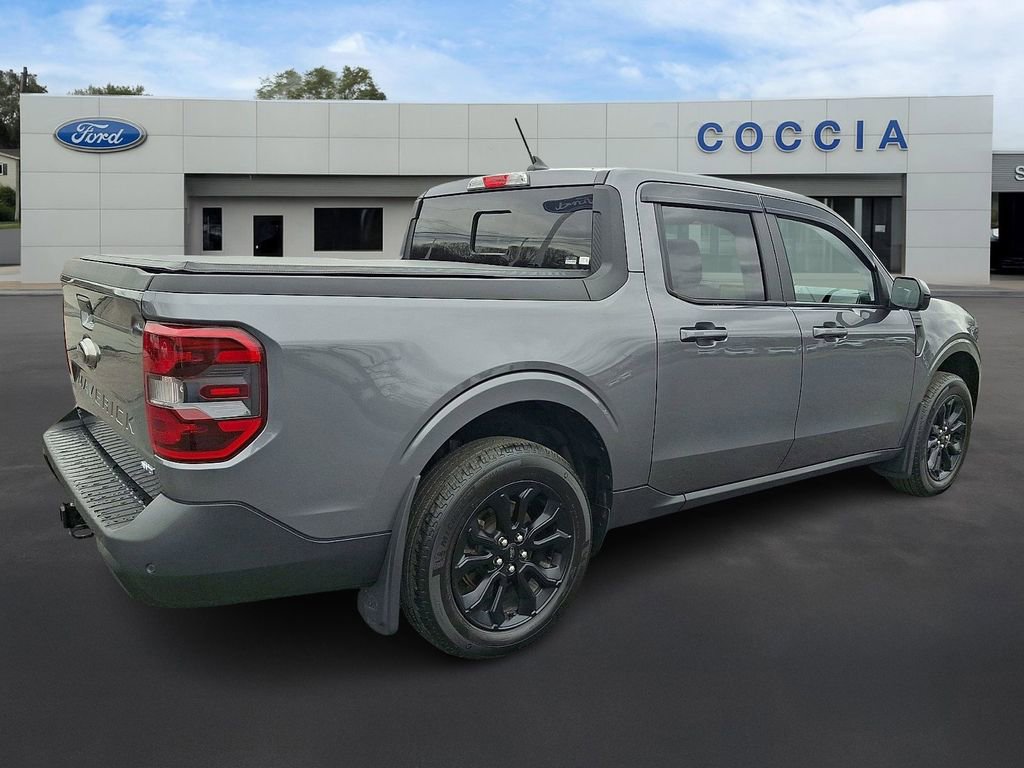 Certified 2024 Ford Maverick Lariat w/ Black Appearance Package image 4