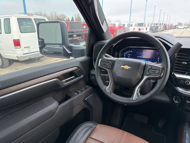 Used 2025 Chevrolet Silverado 3500 High Country w/ High Country Premium Package image 13