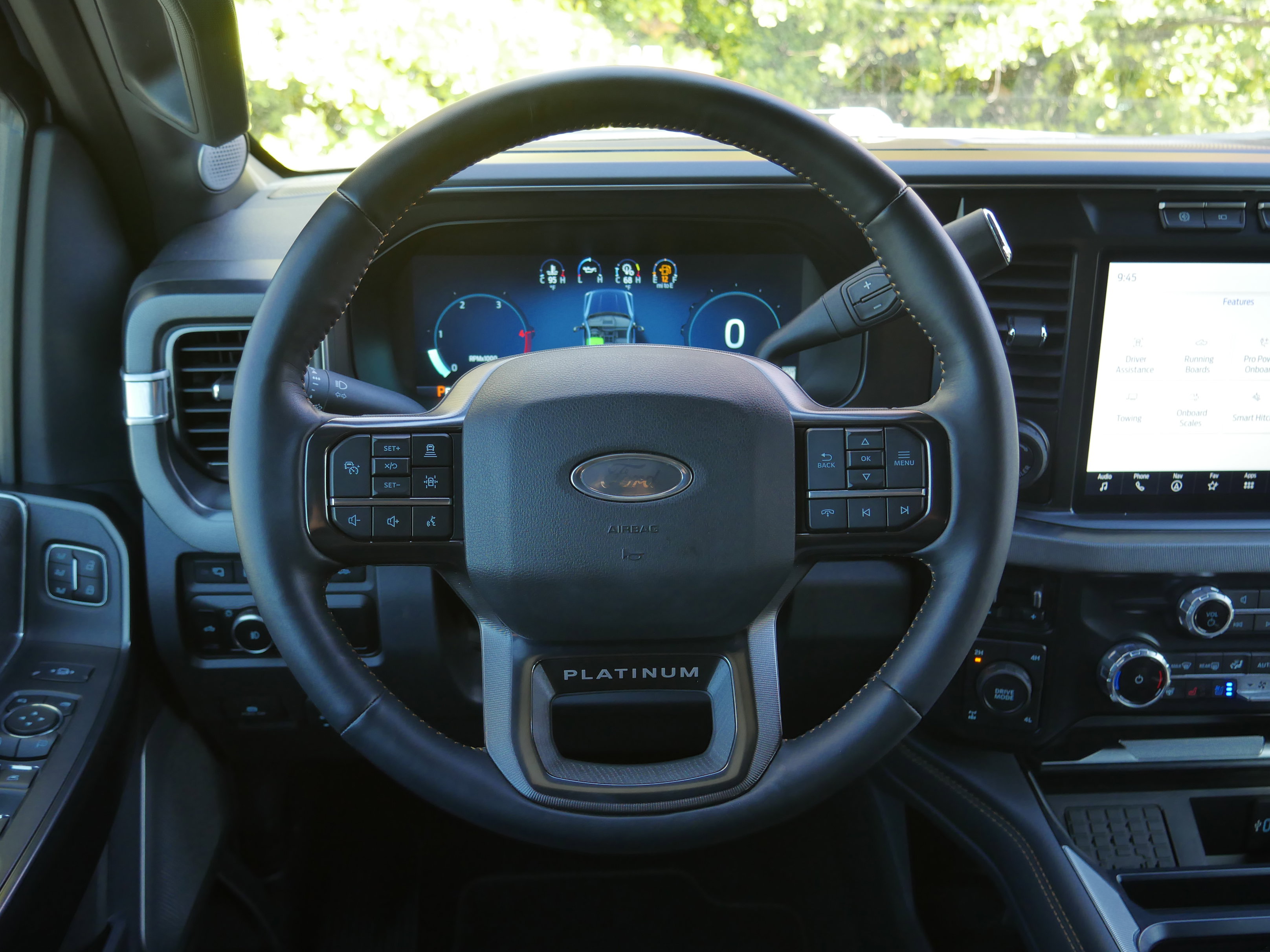 Certified 2023 Ford F350 Platinum AWD/4WD image 7
