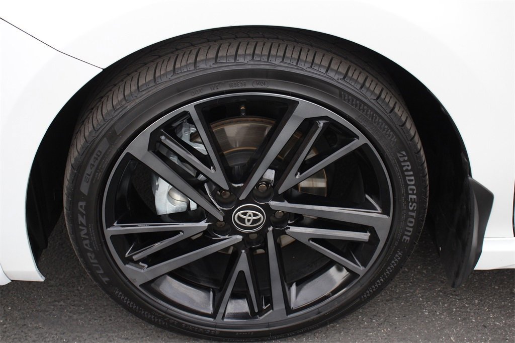 Used 2025 Toyota Camry XSE image 14