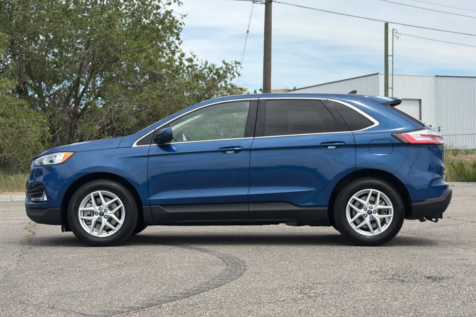 Certified 2021 Ford Edge SEL AWD/4WD image 5
