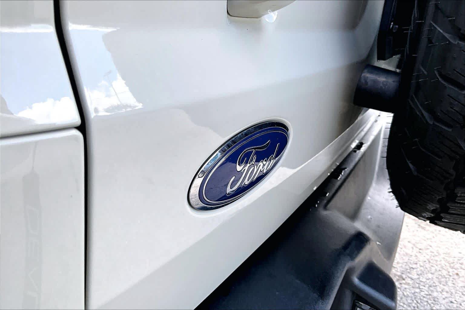 Certified 2025 Ford Bronco Outer Banks AWD/4WD image 37
