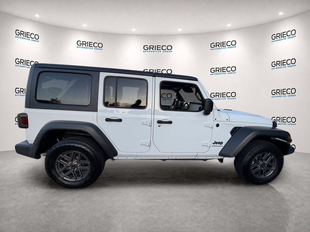 Used 2025 Jeep Wrangler Unlimited Sport AWD/4WD image 8