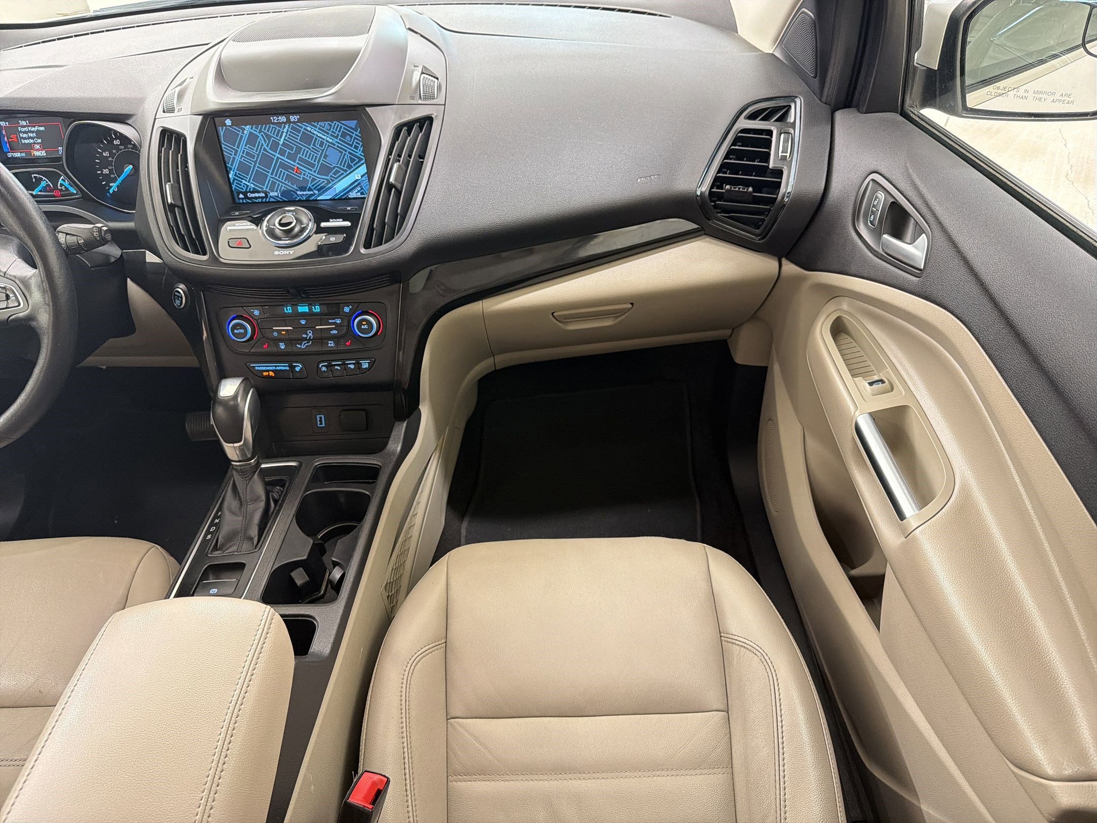 Certified 2019 Ford Escape Titanium FWD image 28