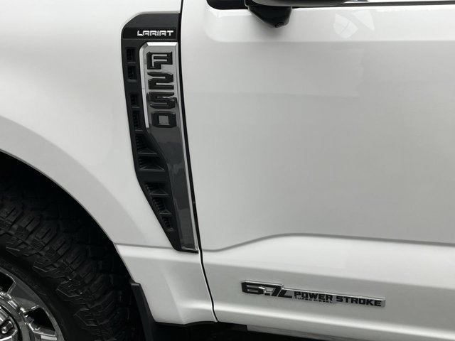 Certified 2023 Ford F250 Lariat w/ Lariat Ultimate Package AWD/4WD image 38
