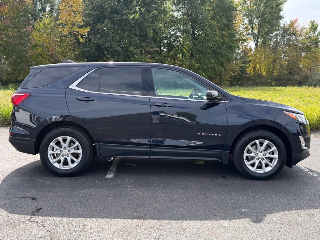 Used 2020 Chevrolet Equinox LT w/ Driver Convenience Package FWD image 4