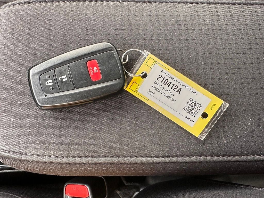 Used 2018 Toyota Prius Three FWD image 43