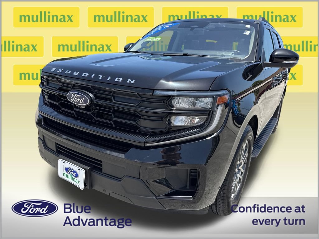 Certified 2025 Ford Expedition Active RWD image 11